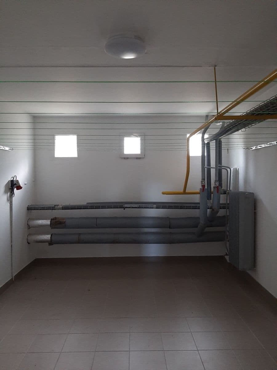 Prenájom bytu 1-izbový 37 m², Pod Hůrkou, Klatovy, Plzeňský kraj Prenájom bytu 1-izbový 37 m², Pod Hůrkou, Klatovy, Plzeňský kraj