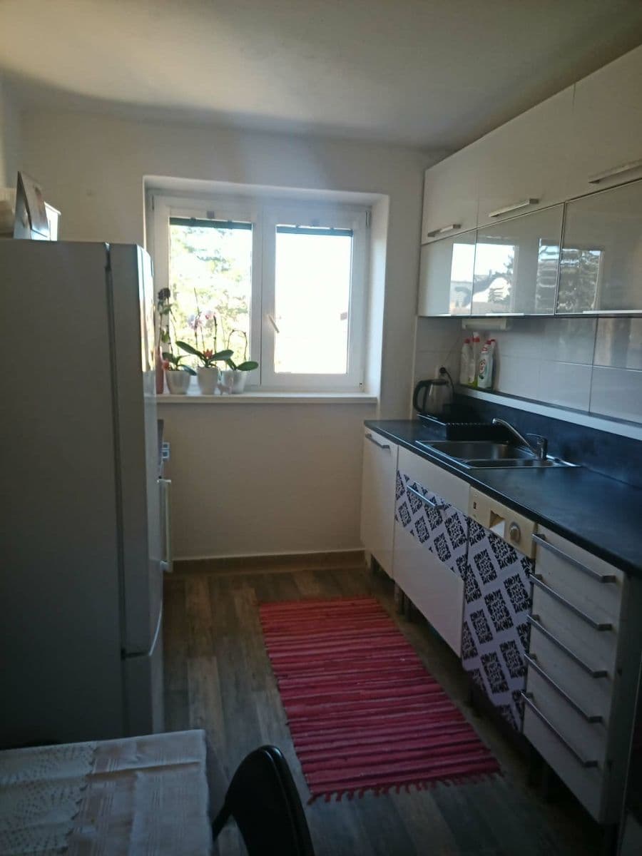 Predaj bytu 2-izbový 55 m², Na Kloboučku, Brandýs nad Labem-Stará Boleslav, Středočeský kraj Predaj bytu 2-izbový 55 m², Na Kloboučku, Brandýs nad Labem-Stará Boleslav, Středočeský kraj