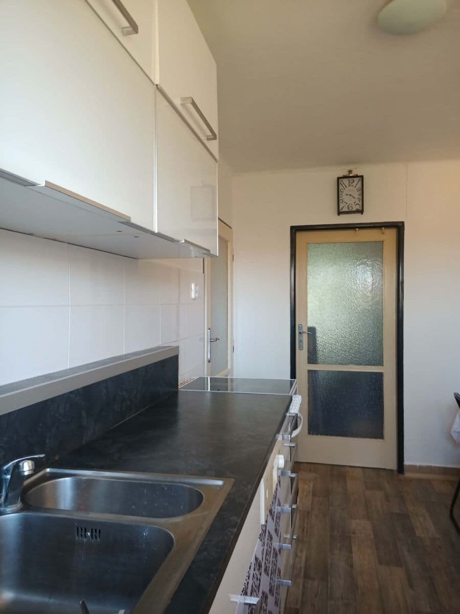 Predaj bytu 2-izbový 55 m², Na Kloboučku, Brandýs nad Labem-Stará Boleslav, Středočeský kraj Predaj bytu 2-izbový 55 m², Na Kloboučku, Brandýs nad Labem-Stará Boleslav, Středočeský kraj