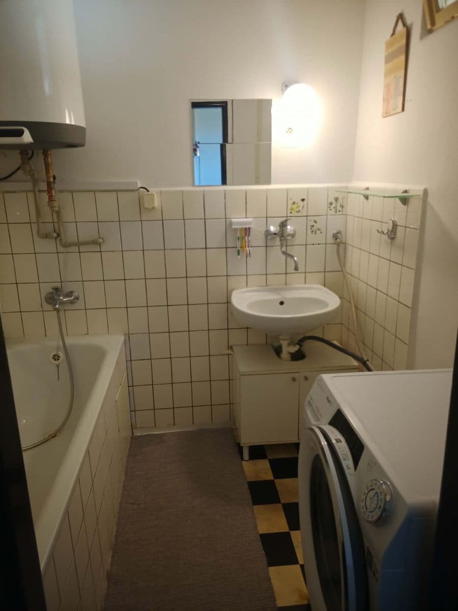 Predaj bytu 2-izbový 55 m², Na Kloboučku, Brandýs nad Labem-Stará Boleslav, Středočeský kraj Predaj bytu 2-izbový 55 m², Na Kloboučku, Brandýs nad Labem-Stará Boleslav, Středočeský kraj
