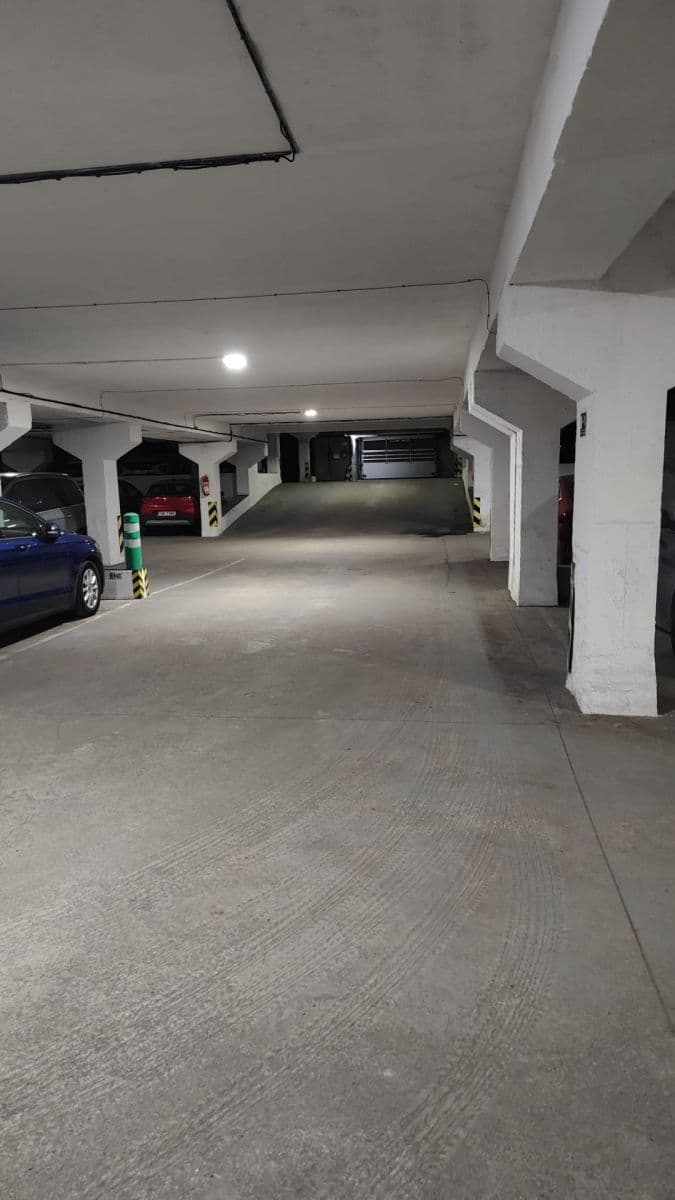 Prenájom garáže 11 m², Vršovická, Praha, Praha Prenájom garáže 11 m², Vršovická, Praha, Praha