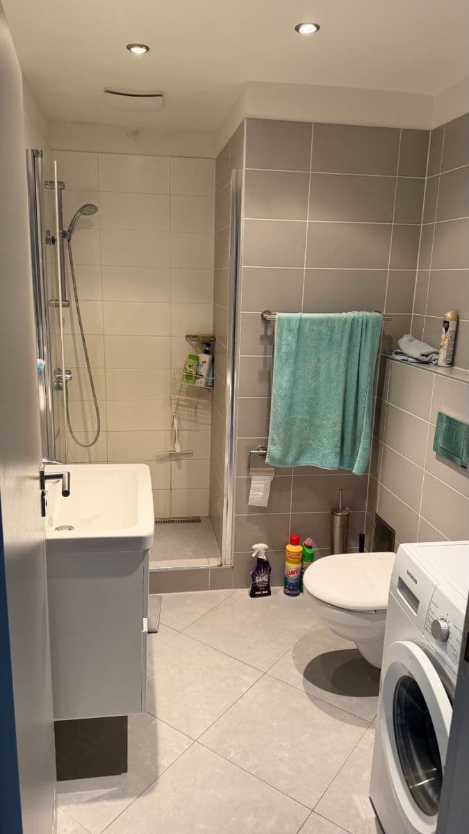 Predaj bytu 2-izbový 50 m², V Zářezu, Praha, Praha Predaj bytu 2-izbový 50 m², V Zářezu, Praha, Praha