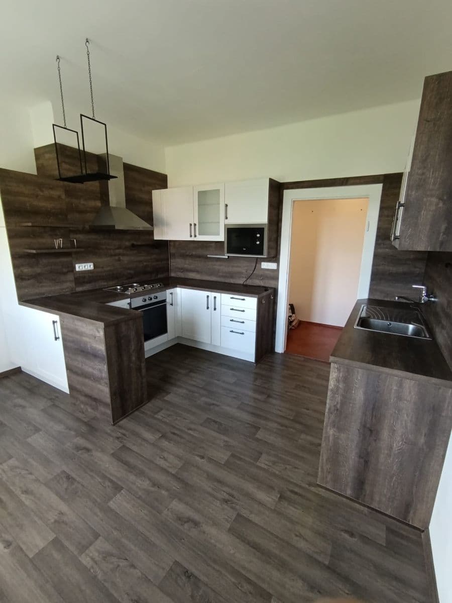 Prenájom bytu 2-izbový 81 m², Palachova, Ústí nad Labem, Ústecký kraj Prenájom bytu 2-izbový 81 m², Palachova, Ústí nad Labem, Ústecký kraj