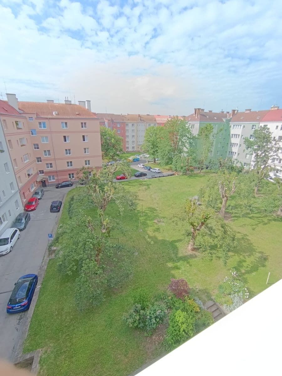Prenájom bytu 2-izbový 81 m², Palachova, Ústí nad Labem, Ústecký kraj Prenájom bytu 2-izbový 81 m², Palachova, Ústí nad Labem, Ústecký kraj