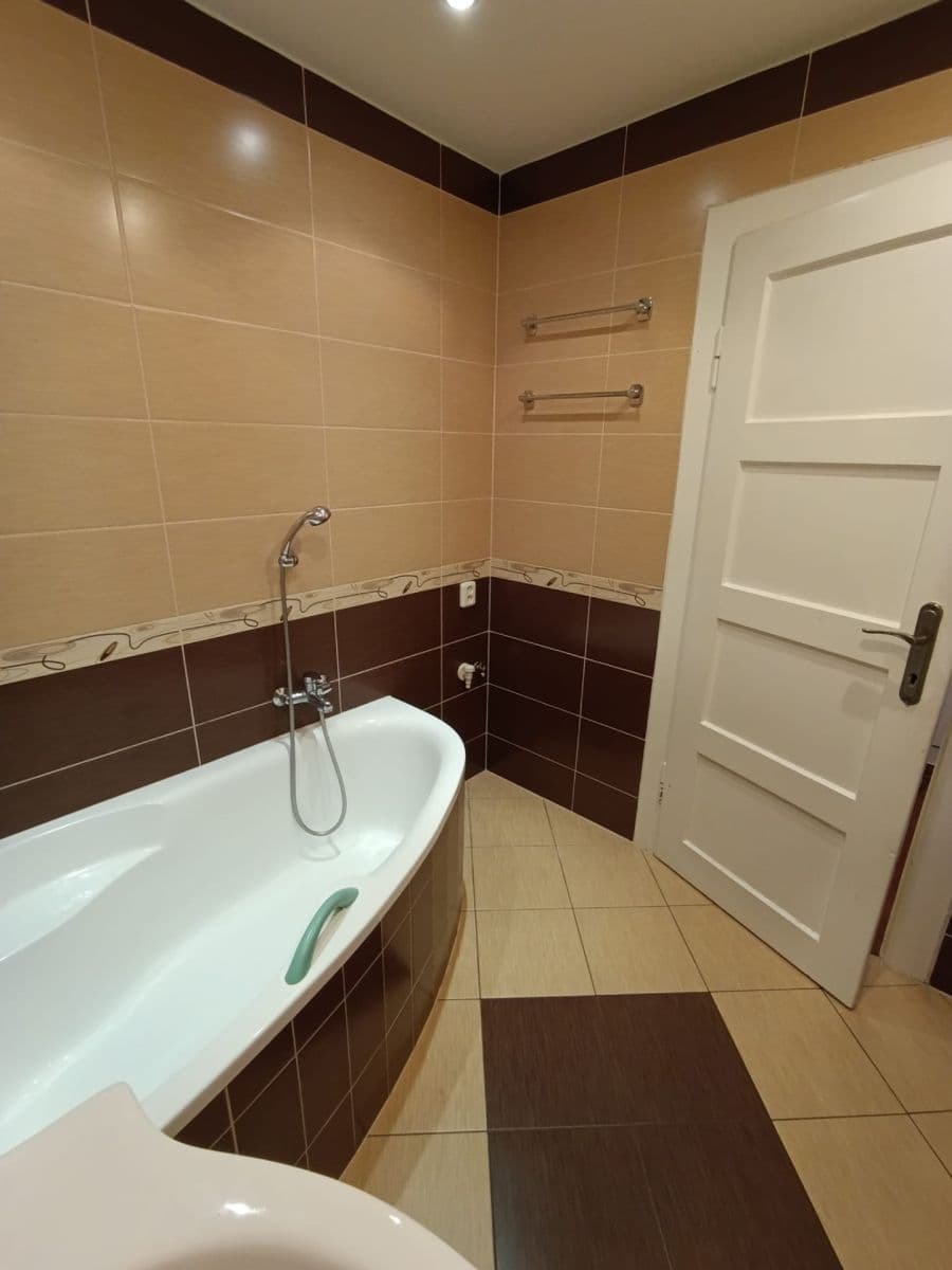 Prenájom bytu 2-izbový 81 m², Palachova, Ústí nad Labem, Ústecký kraj Prenájom bytu 2-izbový 81 m², Palachova, Ústí nad Labem, Ústecký kraj