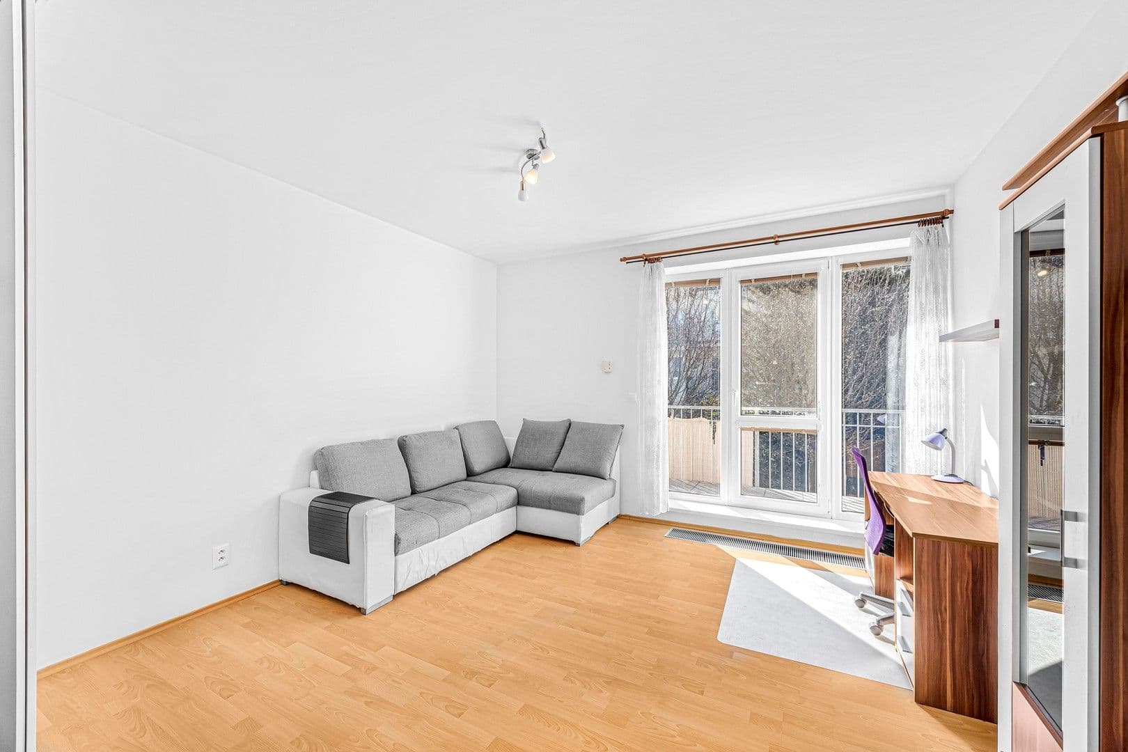 Prenájom bytu 2-izbový 63 m², Wiesenthalova, Praha, Praha Prenájom bytu 2-izbový 63 m², Wiesenthalova, Praha, Praha