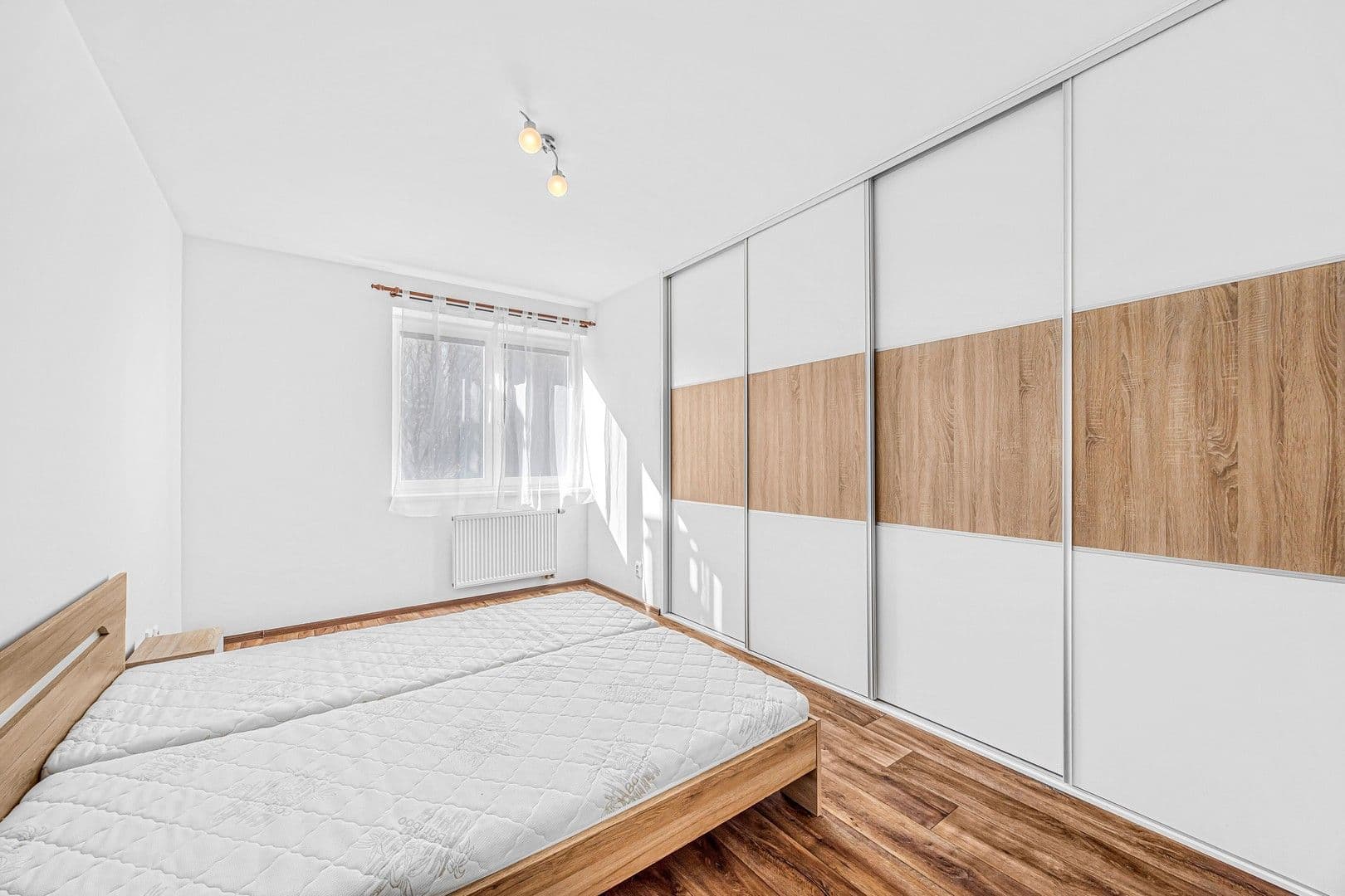 Prenájom bytu 2-izbový 63 m², Wiesenthalova, Praha, Praha Prenájom bytu 2-izbový 63 m², Wiesenthalova, Praha, Praha