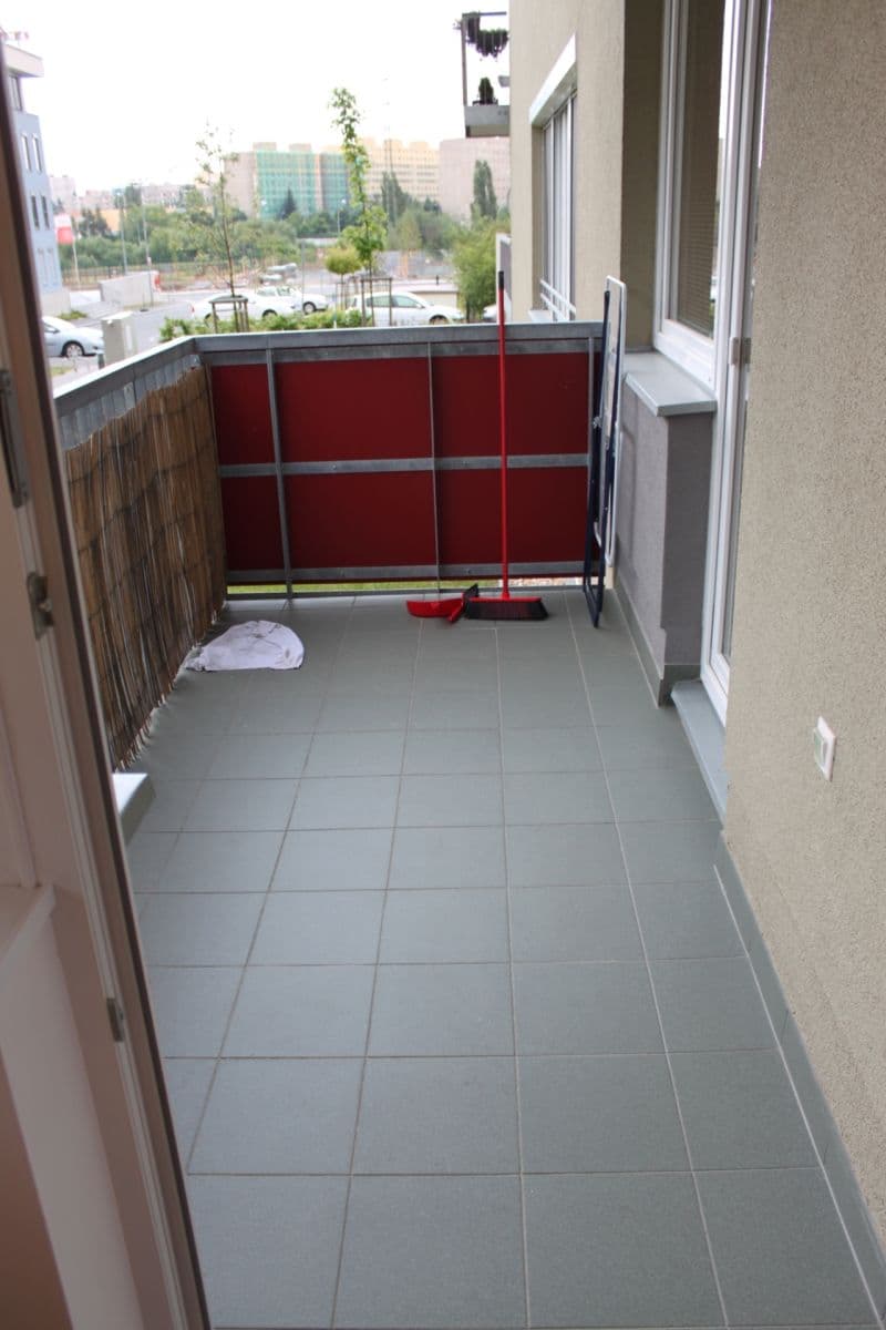 Prenájom bytu 2-izbový 49 m², Babická, Praha, Praha Prenájom bytu 2-izbový 49 m², Babická, Praha, Praha