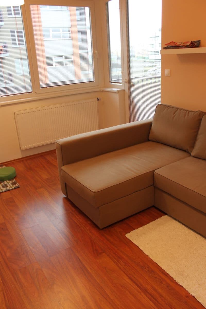 Prenájom bytu 2-izbový 49 m², Babická, Praha, Praha Prenájom bytu 2-izbový 49 m², Babická, Praha, Praha