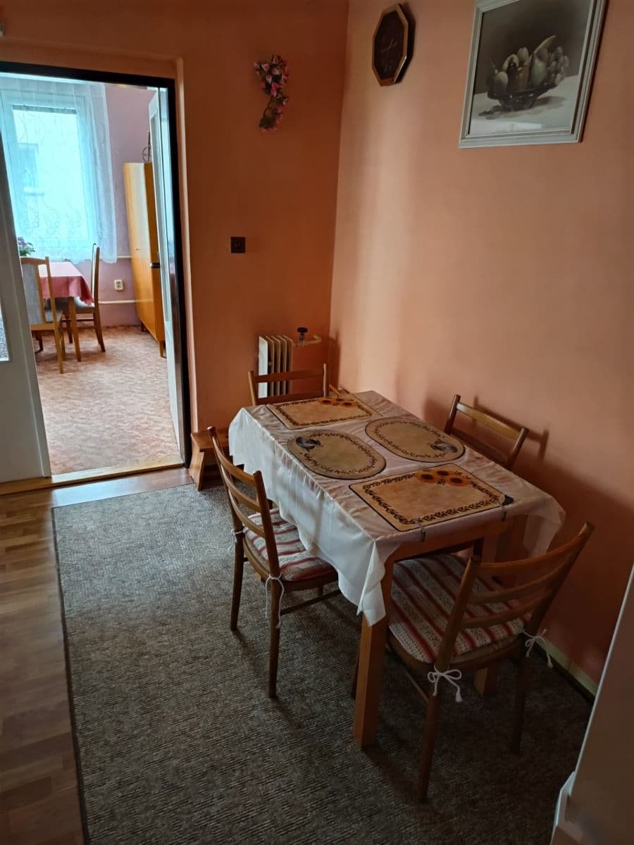 Predaj bytu 3-izbový 68 m², Příčná, Planá nad Lužnicí, Jihočeský kraj Predaj bytu 3-izbový 68 m², Příčná, Planá nad Lužnicí, Jihočeský kraj