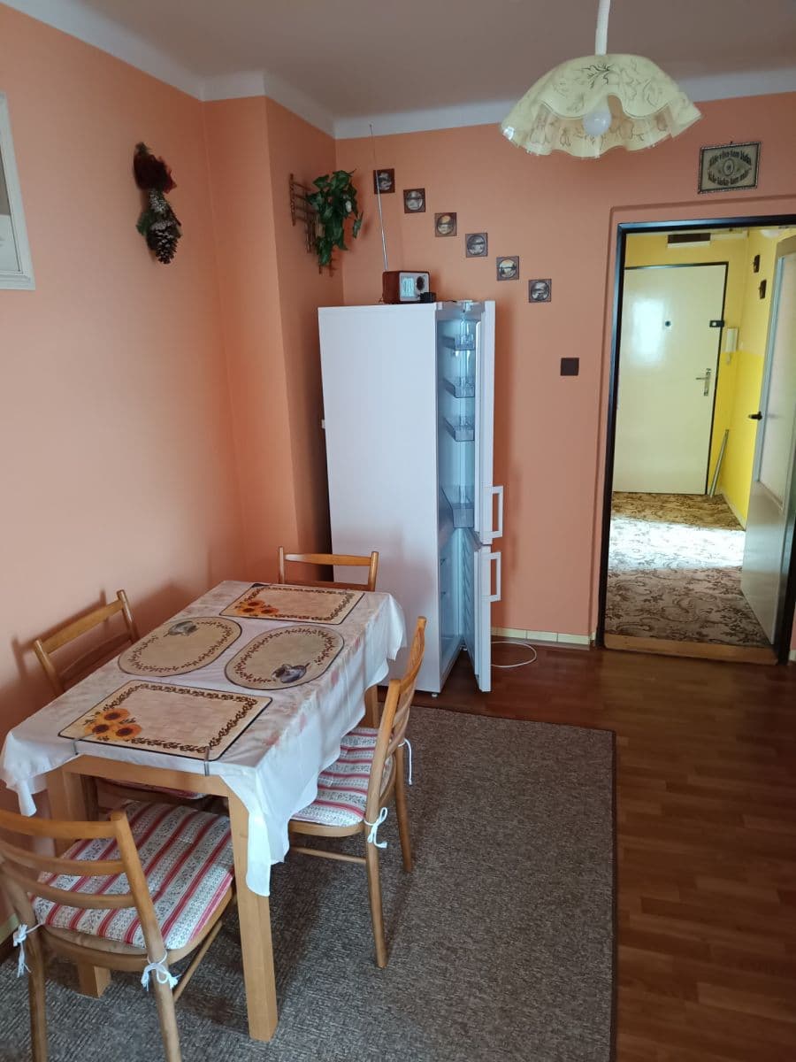 Predaj bytu 3-izbový 68 m², Příčná, Planá nad Lužnicí, Jihočeský kraj Predaj bytu 3-izbový 68 m², Příčná, Planá nad Lužnicí, Jihočeský kraj