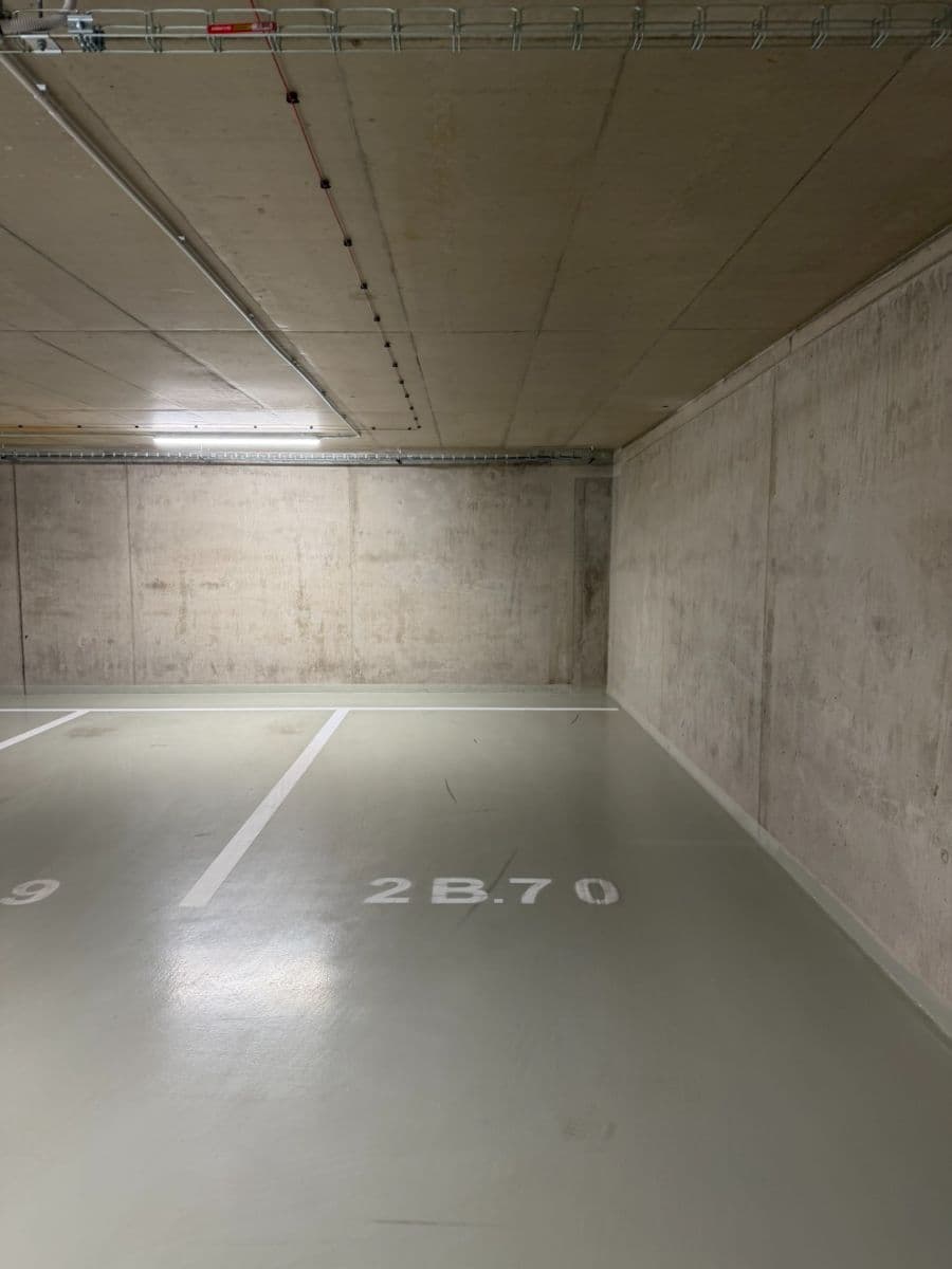 Prenájom garáže 14 m², třída Generála Píky, Brno, Jihomoravský kraj Prenájom garáže 14 m², třída Generála Píky, Brno, Jihomoravský kraj