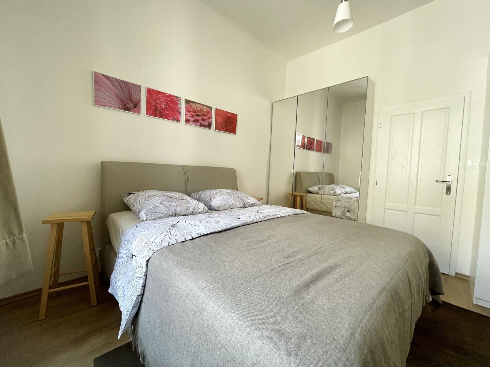 Prenájom bytu 43 m², Sarajevská, Praha, Praha Prenájom bytu 43 m², Sarajevská, Praha, Praha