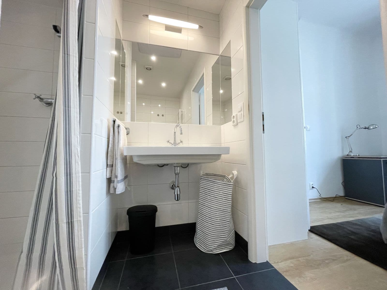 Prenájom bytu 43 m², Sarajevská, Praha, Praha Prenájom bytu 43 m², Sarajevská, Praha, Praha