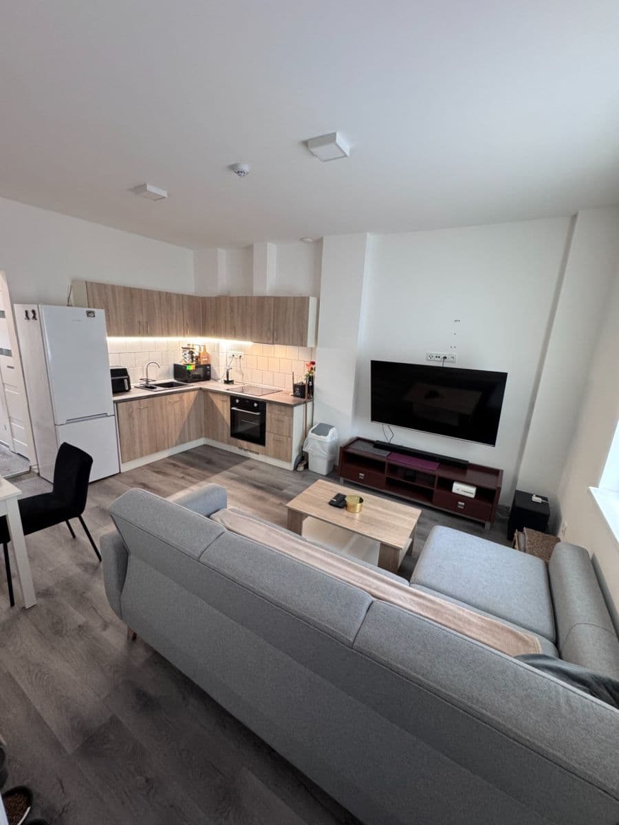 Prenájom bytu 2-izbový 40 m², V Pastvinách, Liberec, Liberecký kraj Prenájom bytu 2-izbový 40 m², V Pastvinách, Liberec, Liberecký kraj
