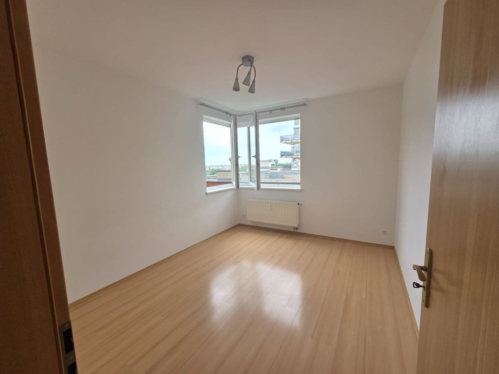 Prenájom bytu 2-izbový 45 m², Werichova, Praha, Praha Prenájom bytu 2-izbový 45 m², Werichova, Praha, Praha