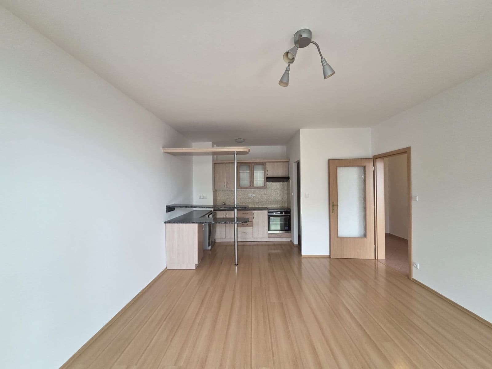 Prenájom bytu 2-izbový 45 m², Werichova, Praha, Praha Prenájom bytu 2-izbový 45 m², Werichova, Praha, Praha