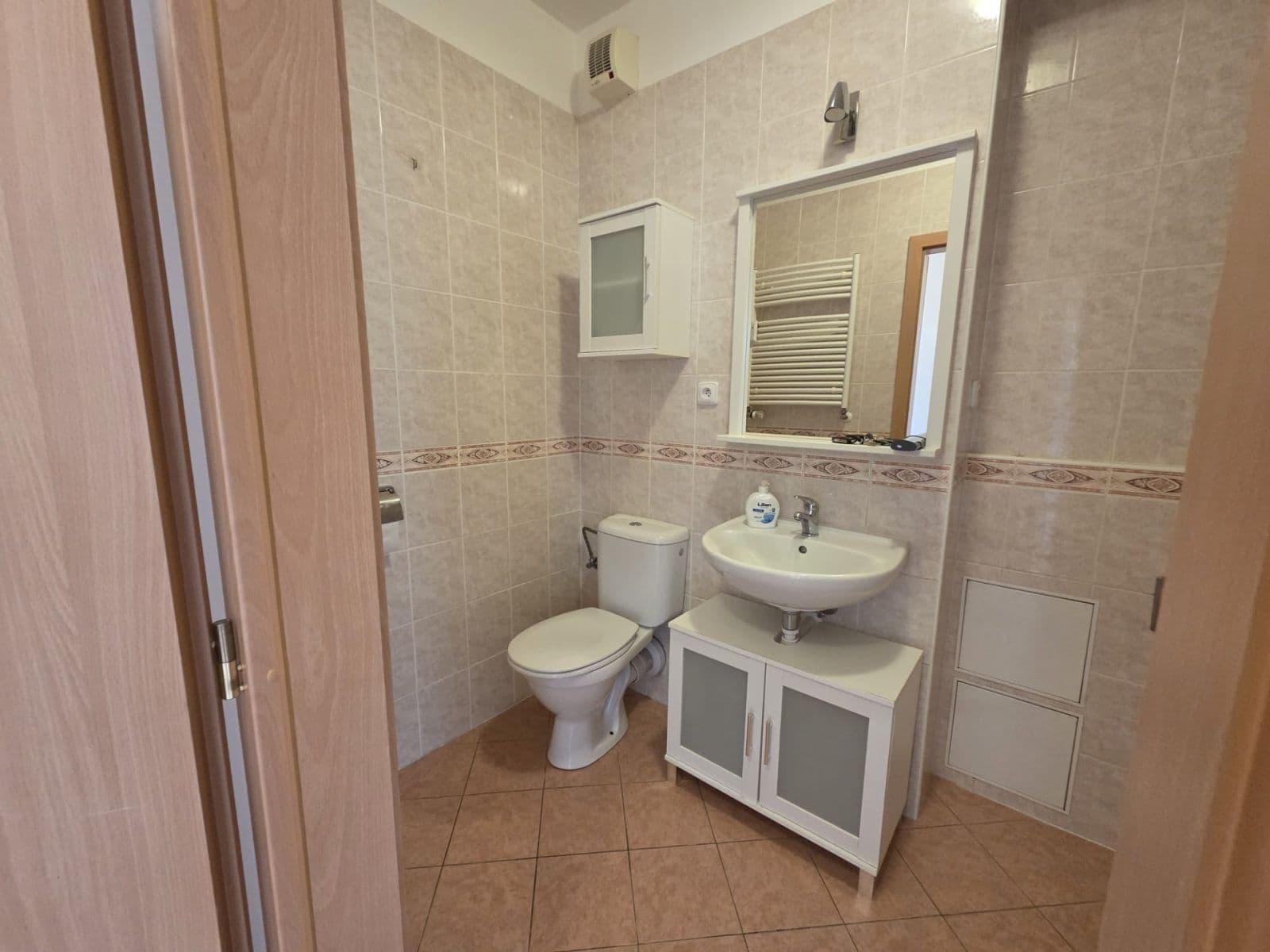 Prenájom bytu 2-izbový 45 m², Werichova, Praha, Praha Prenájom bytu 2-izbový 45 m², Werichova, Praha, Praha