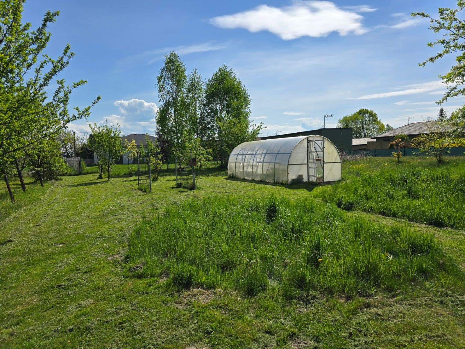 Predaj pozemku 1.963 m², Šumbarská, Petřvald, Moravskoslezský kraj Predaj pozemku 1.963 m², Šumbarská, Petřvald, Moravskoslezský kraj
