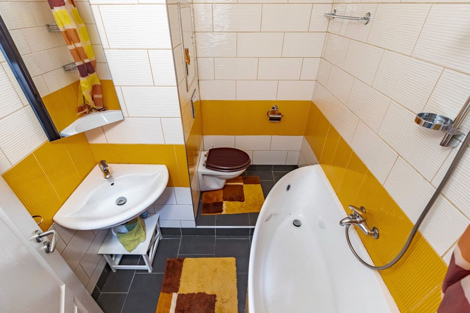 Prenájom bytu 1-izbový 35 m², Dobratická, Praha, Praha Prenájom bytu 1-izbový 35 m², Dobratická, Praha, Praha
