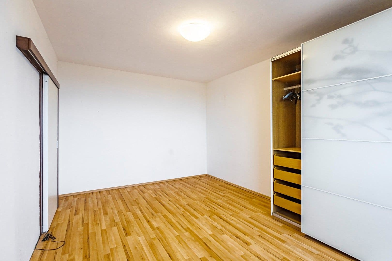 Prenájom bytu 1-izbový 35 m², Dobratická, Praha, Praha Prenájom bytu 1-izbový 35 m², Dobratická, Praha, Praha