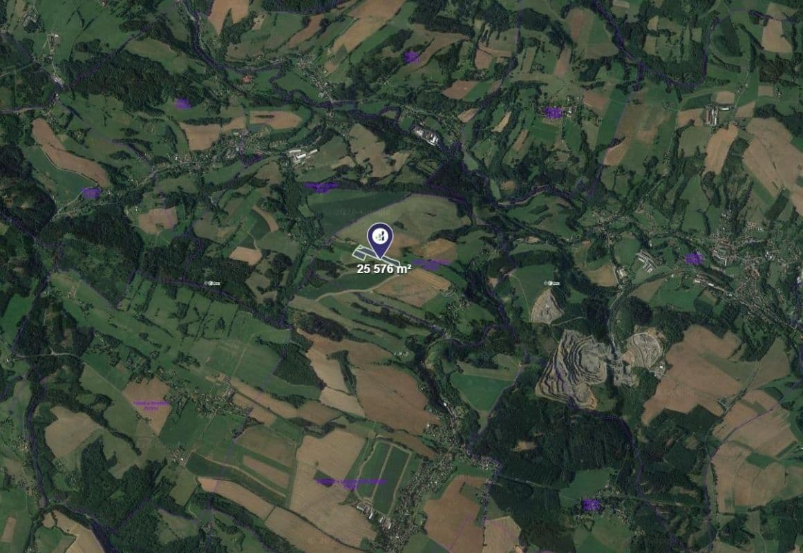 Predaj pozemku 25.576 m², Stružinec, Liberecký kraj Predaj pozemku 25.576 m², Stružinec, Liberecký kraj