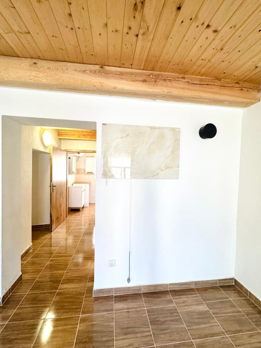 Prenájom bytu 1-izbový 34 m², náměstí Míru, Heřmanův Městec, Pardubický kraj Prenájom bytu 1-izbový 34 m², náměstí Míru, Heřmanův Městec, Pardubický kraj