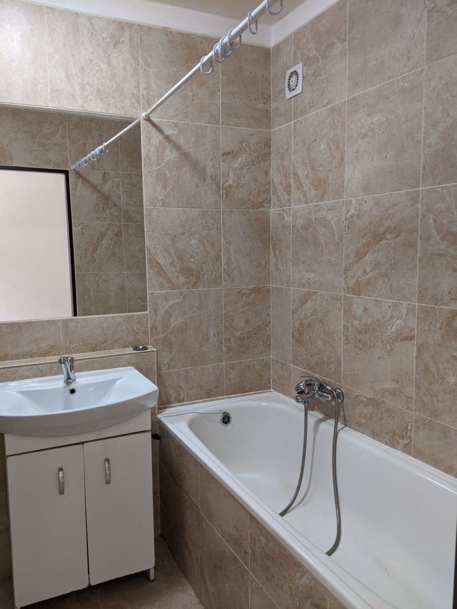 Prenájom bytu 3-izbový 75 m², Petýrkova, Praha, Praha Prenájom bytu 3-izbový 75 m², Petýrkova, Praha, Praha