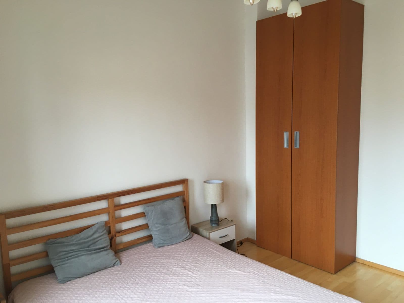 Prenájom bytu 2-izbový 54 m², Lužická, Praha, Praha Prenájom bytu 2-izbový 54 m², Lužická, Praha, Praha