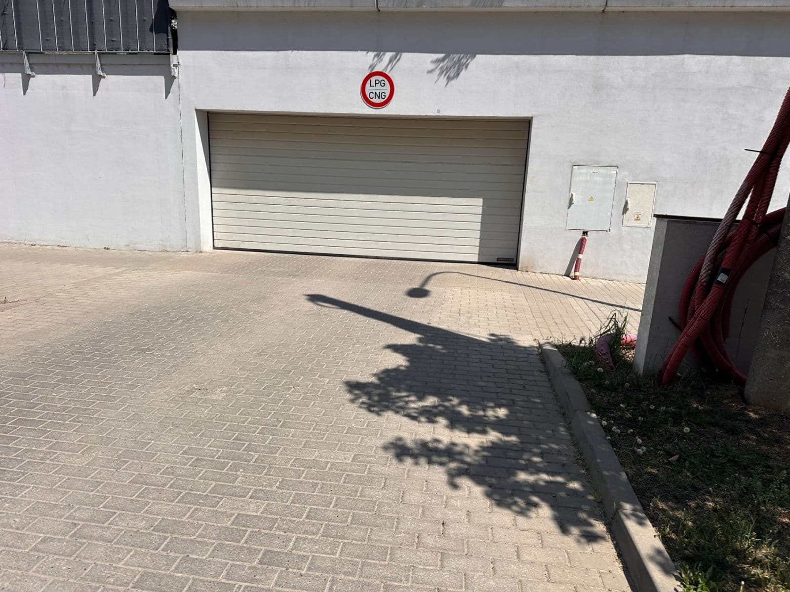 Prenájom garáže 12 m², Chudčická, Brno, Jihomoravský kraj Prenájom garáže 12 m², Chudčická, Brno, Jihomoravský kraj