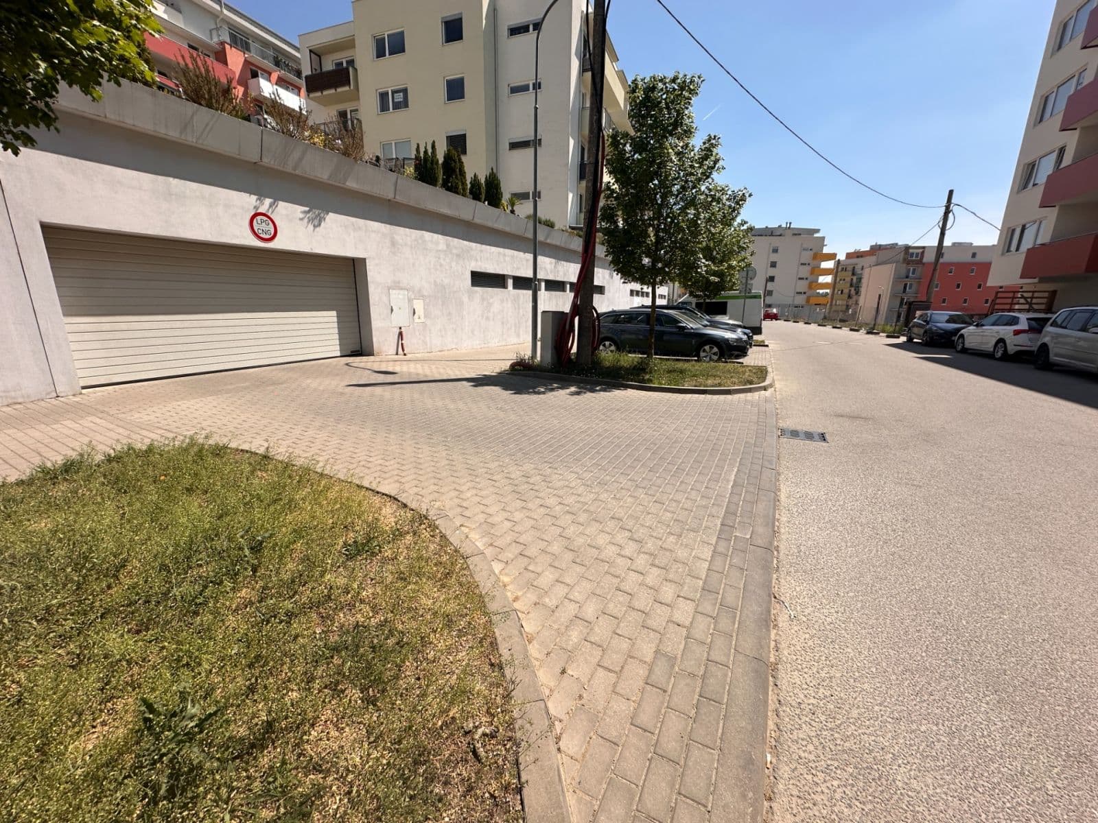 Prenájom garáže 12 m², Chudčická, Brno, Jihomoravský kraj Prenájom garáže 12 m², Chudčická, Brno, Jihomoravský kraj