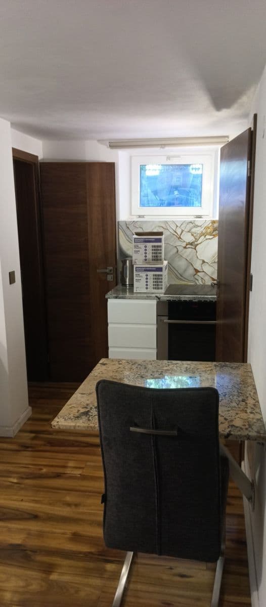 Prenájom bytu 2-izbový 58 m², Jamská, Praha, Praha Prenájom bytu 2-izbový 58 m², Jamská, Praha, Praha