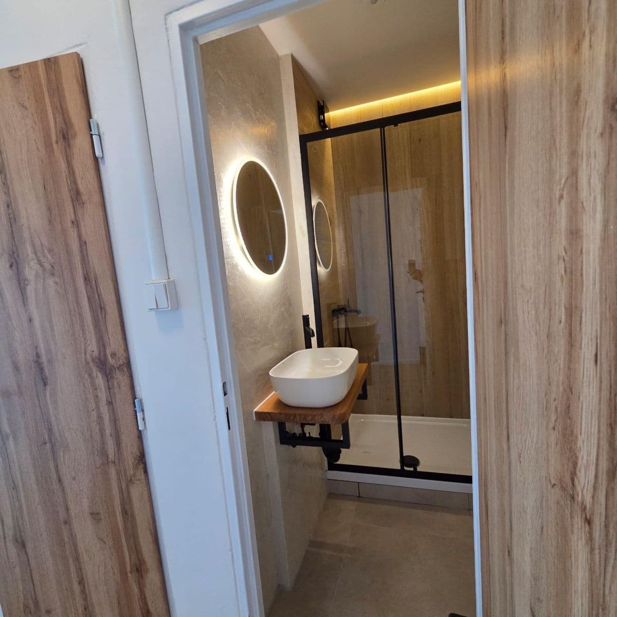 Prenájom bytu 1-izbový 28 m², Jabloňová, Praha, Praha Prenájom bytu 1-izbový 28 m², Jabloňová, Praha, Praha