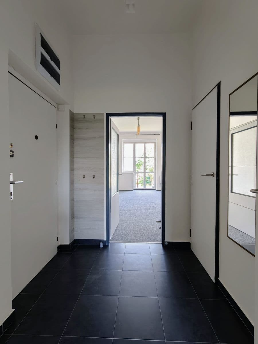 Prenájom bytu 2-izbový 57 m², U První baterie, Praha, Praha Prenájom bytu 2-izbový 57 m², U První baterie, Praha, Praha