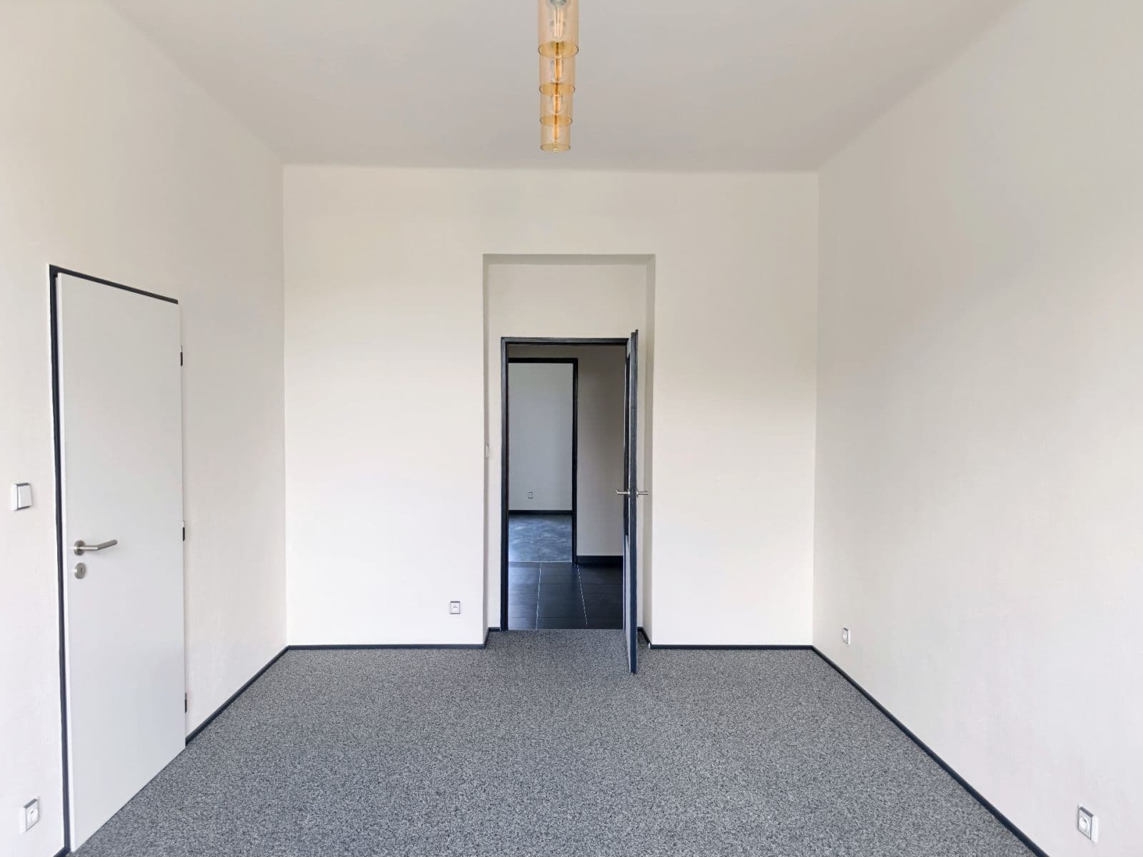 Prenájom bytu 2-izbový 57 m², U První baterie, Praha, Praha Prenájom bytu 2-izbový 57 m², U První baterie, Praha, Praha