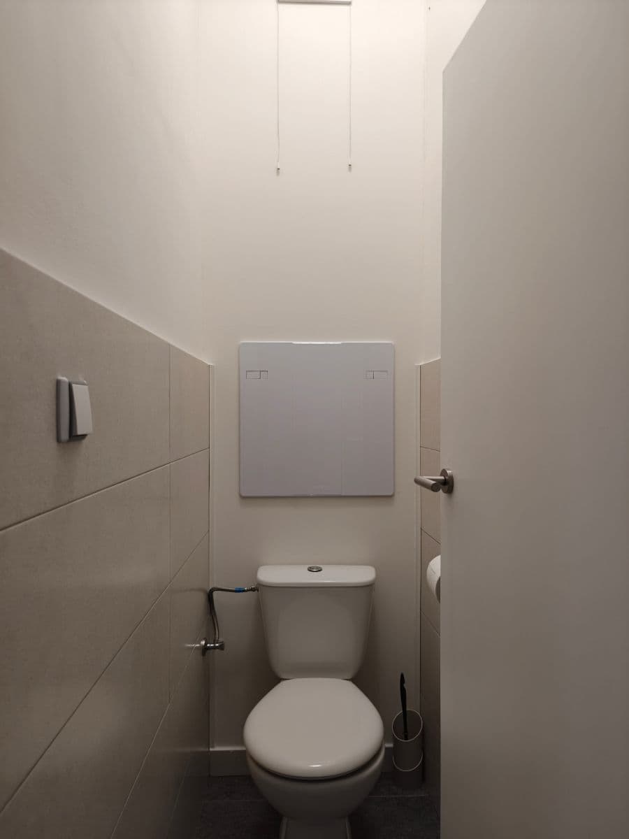 Prenájom bytu 2-izbový 57 m², U První baterie, Praha, Praha Prenájom bytu 2-izbový 57 m², U První baterie, Praha, Praha