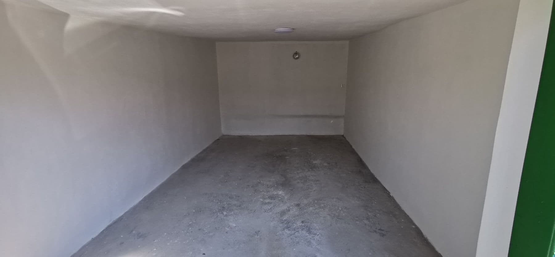 Prenájom garáže 19 m², Frýdek-Místek, Moravskoslezský kraj Prenájom garáže 19 m², Frýdek-Místek, Moravskoslezský kraj