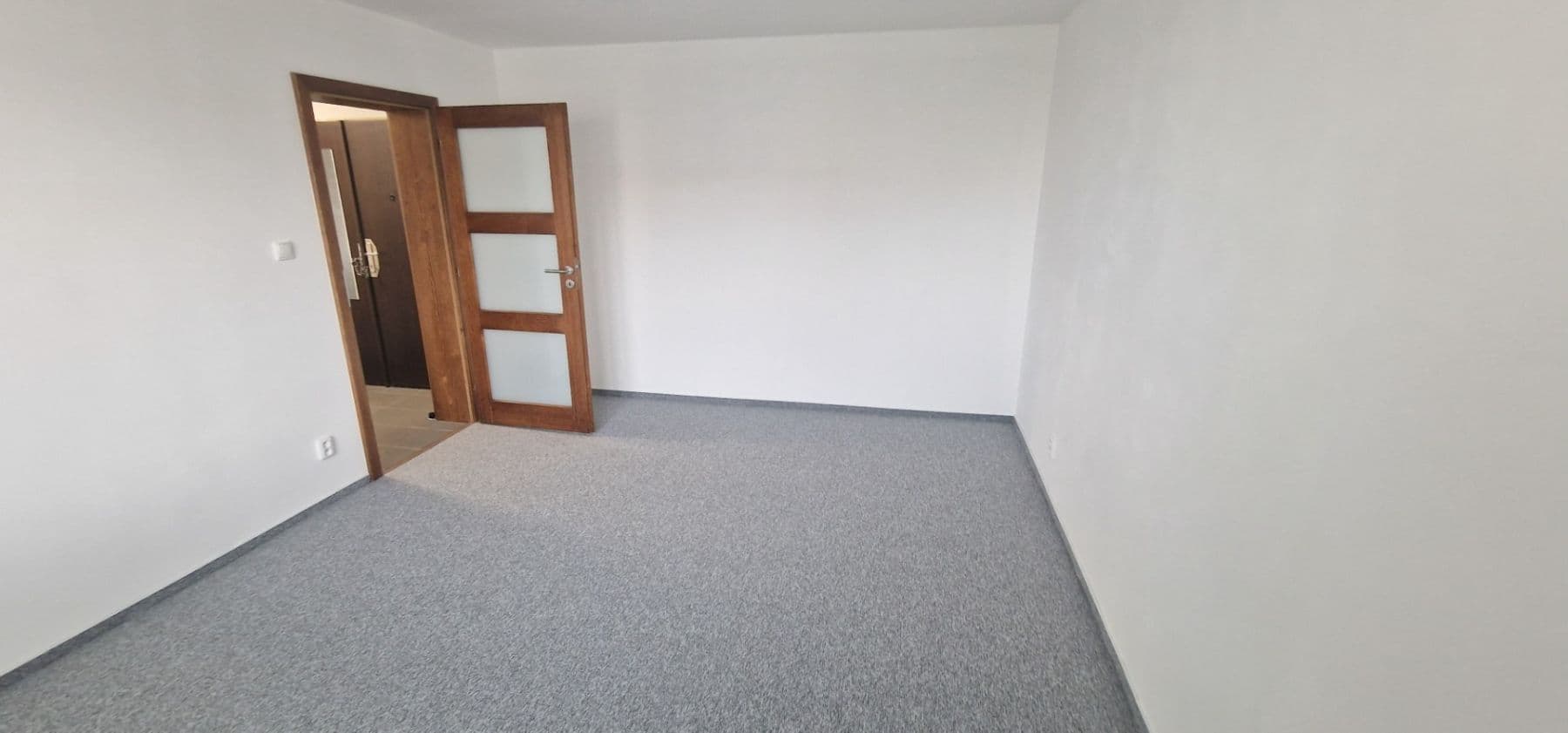 Prenájom bytu 3-izbový 71 m², Smrková, Plzeň, Plzeňský kraj Prenájom bytu 3-izbový 71 m², Smrková, Plzeň, Plzeňský kraj