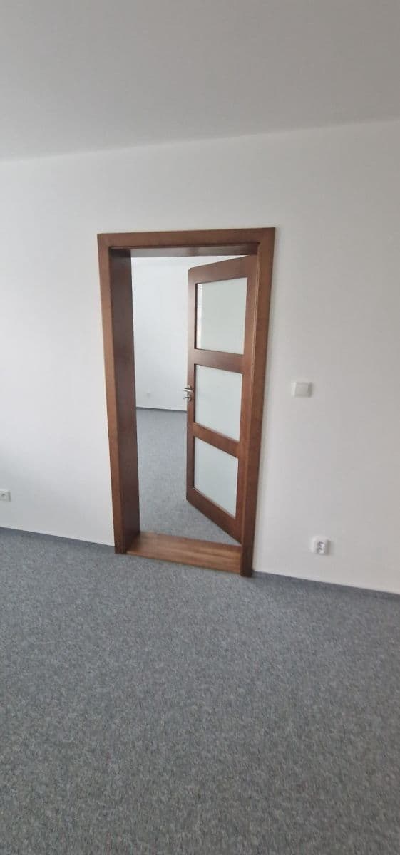 Prenájom bytu 3-izbový 71 m², Smrková, Plzeň, Plzeňský kraj Prenájom bytu 3-izbový 71 m², Smrková, Plzeň, Plzeňský kraj