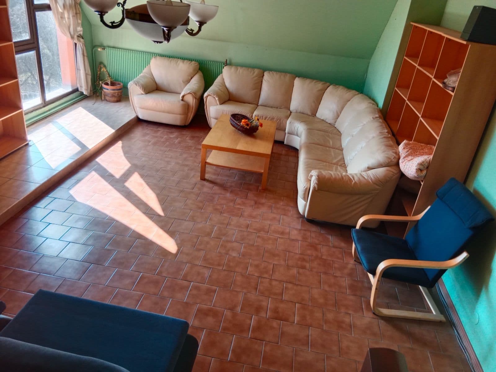 Prenájom nebytového priestoru 800 m², Křtiny, Jihomoravský kraj Prenájom nebytového priestoru 800 m², Křtiny, Jihomoravský kraj