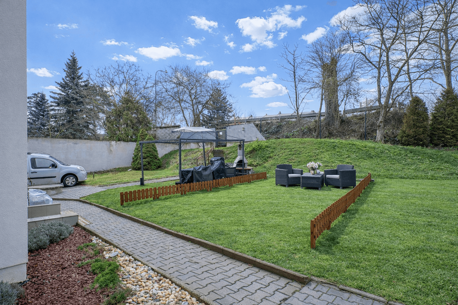 Prenájom bytu 1-izbový 16 m², Zbuzanská, Praha, Praha Prenájom bytu 1-izbový 16 m², Zbuzanská, Praha, Praha