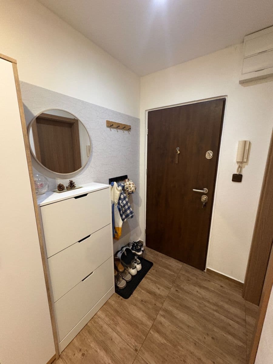 Prenájom bytu 3-izbový 67 m², Studentů, Kutná Hora, Středočeský kraj Prenájom bytu 3-izbový 67 m², Studentů, Kutná Hora, Středočeský kraj