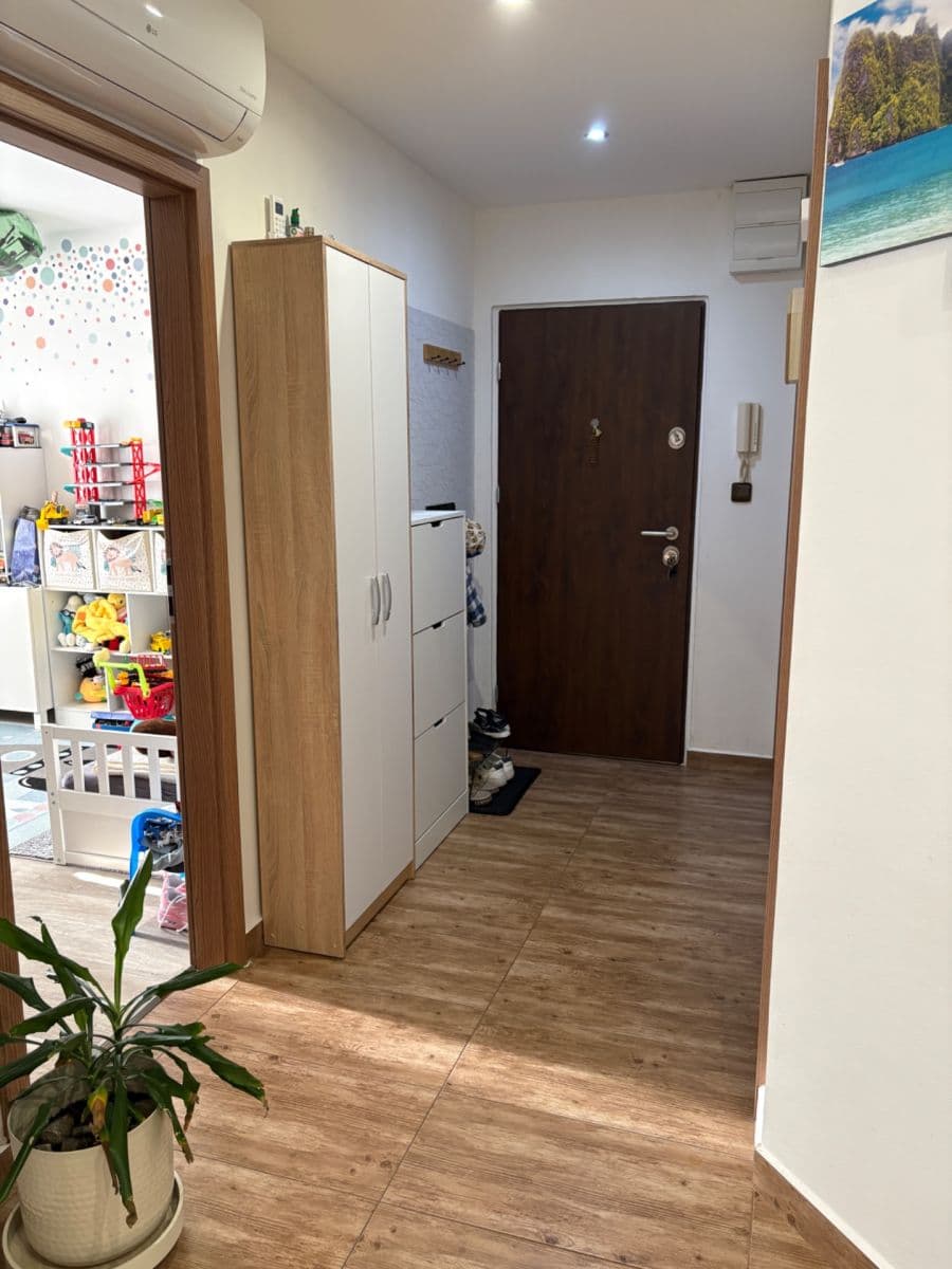 Prenájom bytu 3-izbový 67 m², Studentů, Kutná Hora, Středočeský kraj Prenájom bytu 3-izbový 67 m², Studentů, Kutná Hora, Středočeský kraj