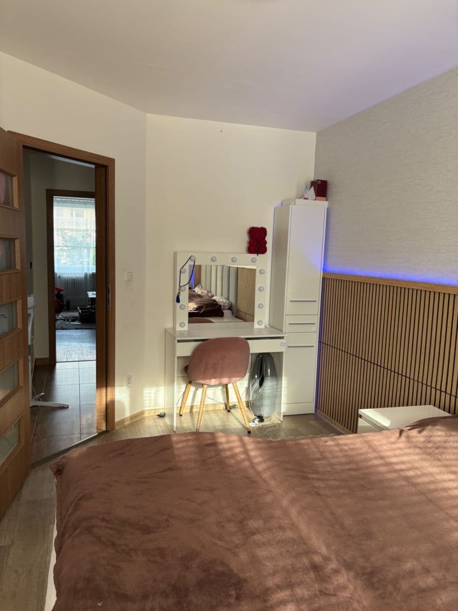Prenájom bytu 3-izbový 67 m², Studentů, Kutná Hora, Středočeský kraj Prenájom bytu 3-izbový 67 m², Studentů, Kutná Hora, Středočeský kraj