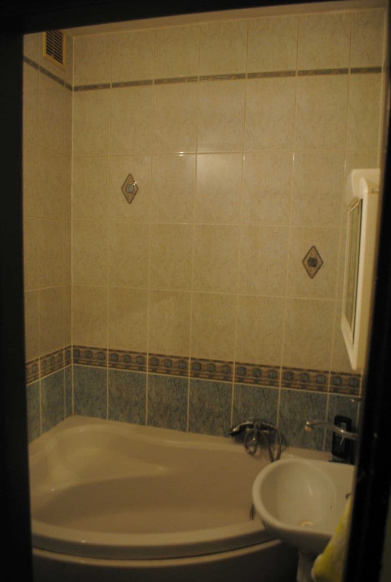 Prenájom bytu 1-izbový 35 m², Pekařská, Opava, Moravskoslezský kraj Prenájom bytu 1-izbový 35 m², Pekařská, Opava, Moravskoslezský kraj