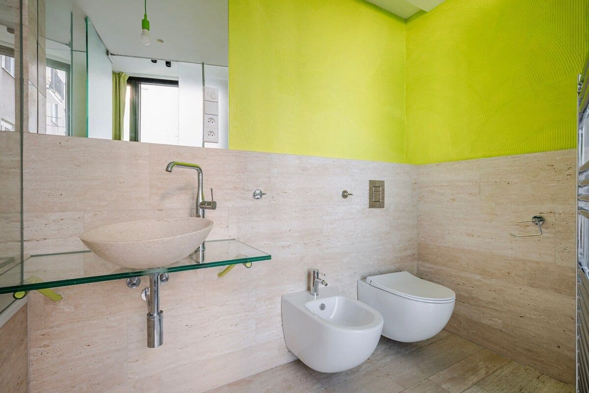 Prenájom bytu 56 m², Komunardů, Praha, Praha Prenájom bytu 56 m², Komunardů, Praha, Praha