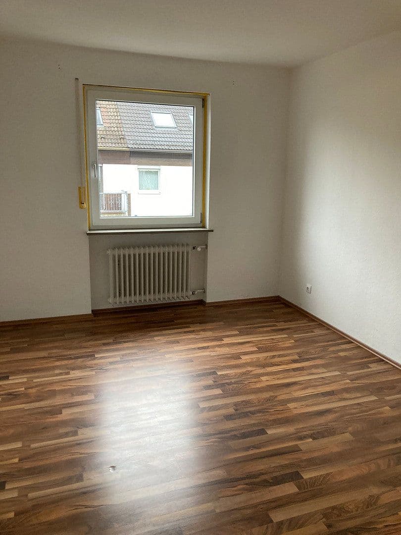 Prenájom domu 120 m², pozemek 120 m², Backenfeldsteig, Schwabach, Bavorsko Prenájom domu 120 m², pozemek 120 m², Backenfeldsteig, Schwabach, Bavorsko