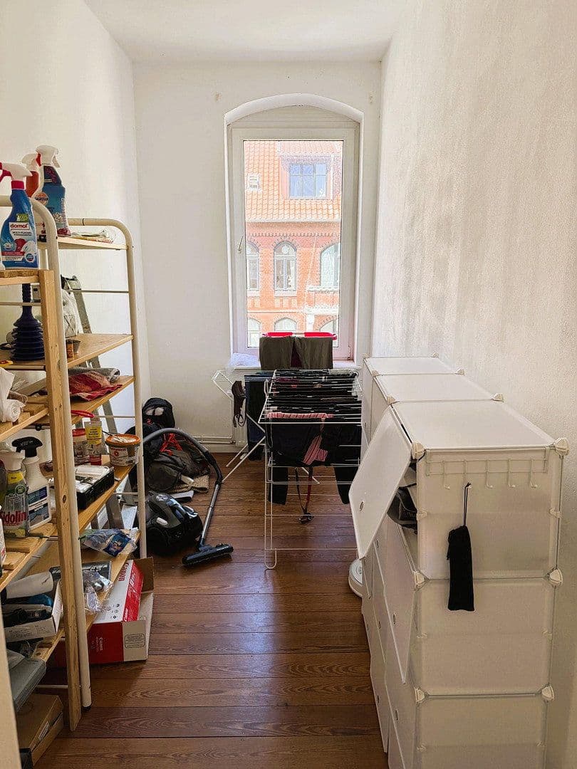 Prenájom bytu 3-izbový 88 m², Dammstr. 9, Lüneburg, Dolné Sasko Prenájom bytu 3-izbový 88 m², Dammstr. 9, Lüneburg, Dolné Sasko