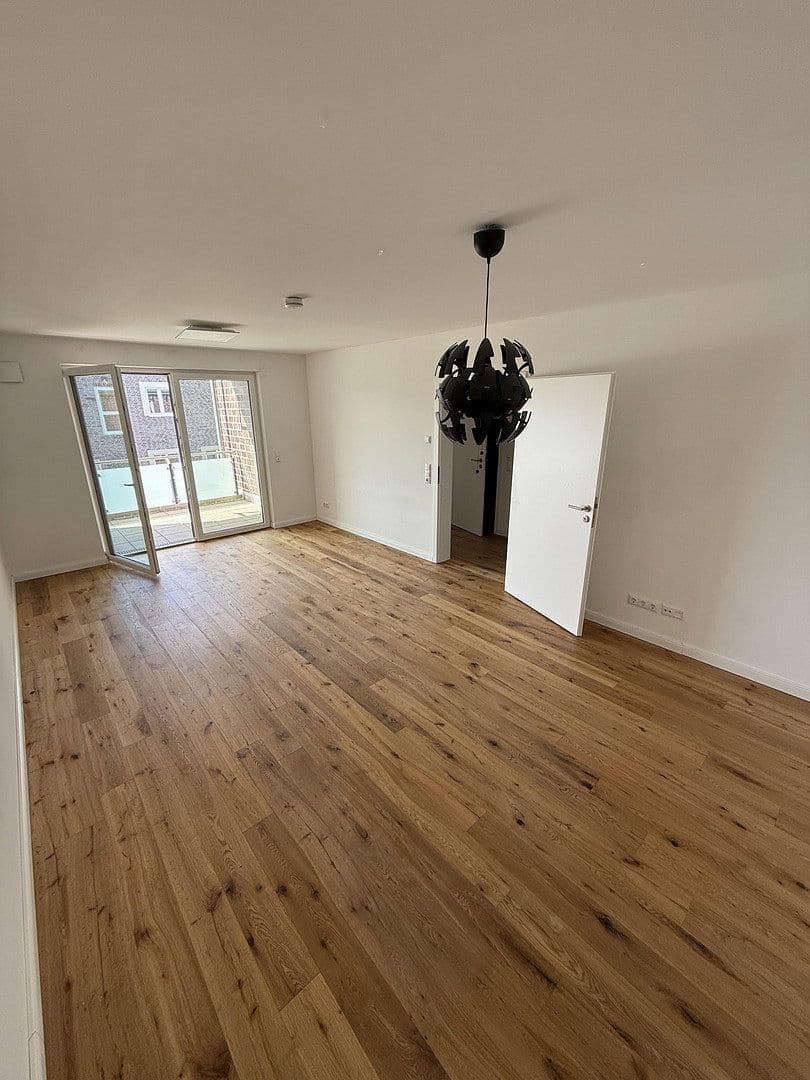 Prenájom bytu 3-izbový 84 m², Bad Bramstedt, Šlezvicko-Holštajnsko Prenájom bytu 3-izbový 84 m², Bad Bramstedt, Šlezvicko-Holštajnsko