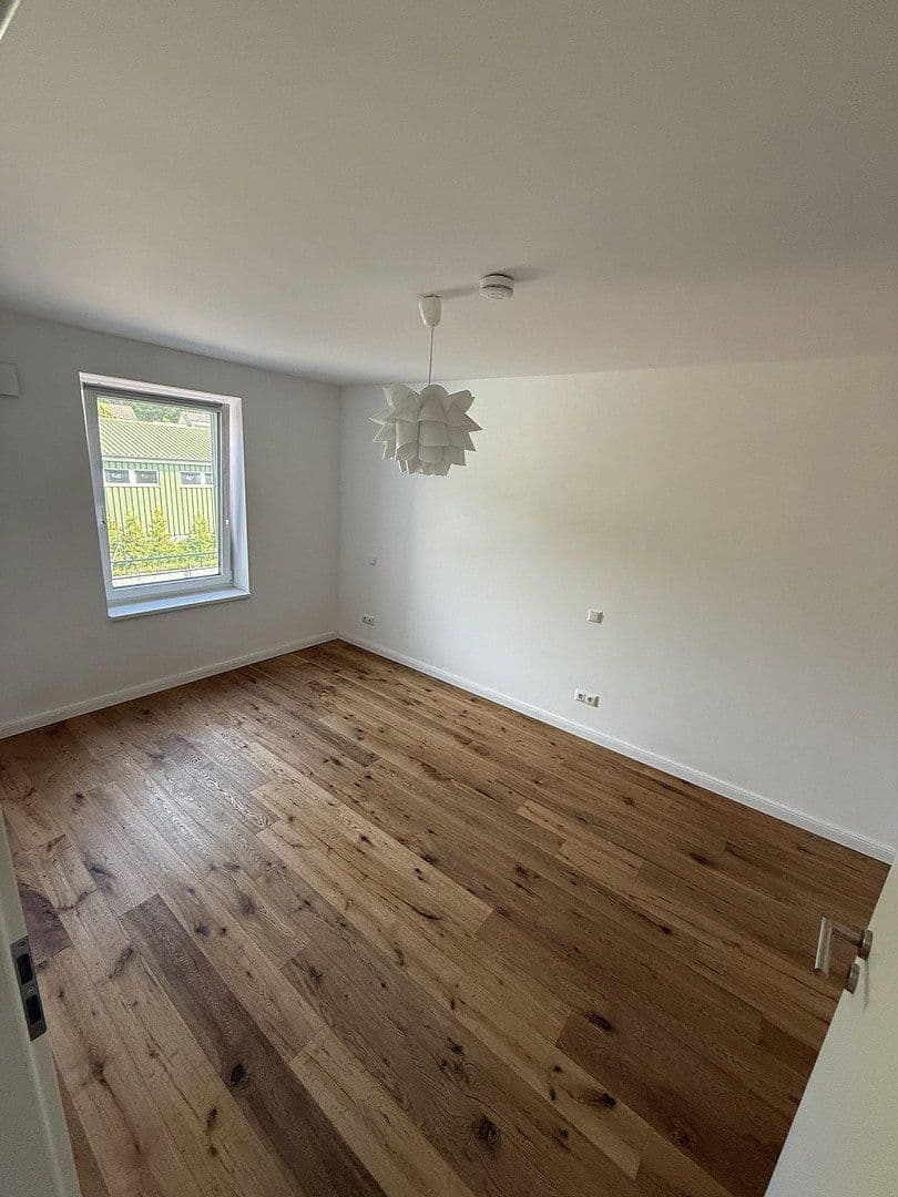 Prenájom bytu 3-izbový 84 m², Bad Bramstedt, Šlezvicko-Holštajnsko Prenájom bytu 3-izbový 84 m², Bad Bramstedt, Šlezvicko-Holštajnsko